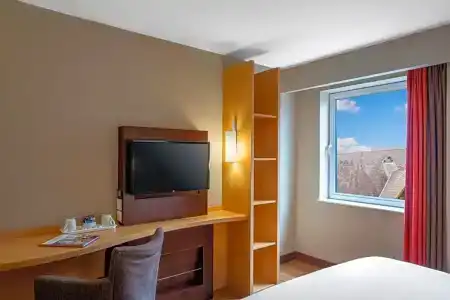 ibis Belfast Queens Quarter - 61