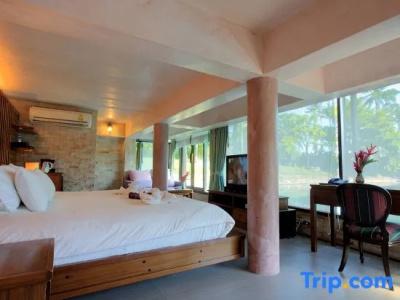 Parama Koh Chang - 107