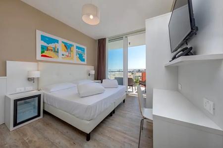 Marina Palace - 85