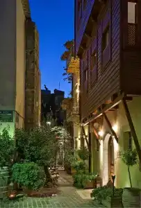 Ionas Boutique - 28