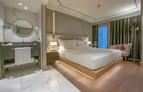 Mayla Golden Horn - 19