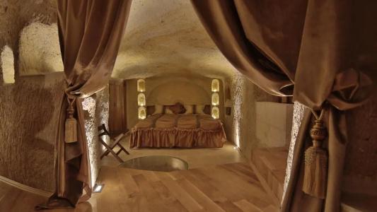 Golden Cave Suites - 166