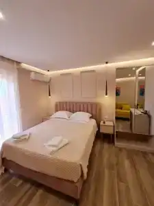 Himara 28 - 78