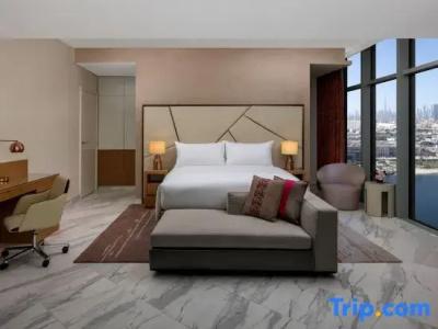 Hilton Creek & Residences - 49