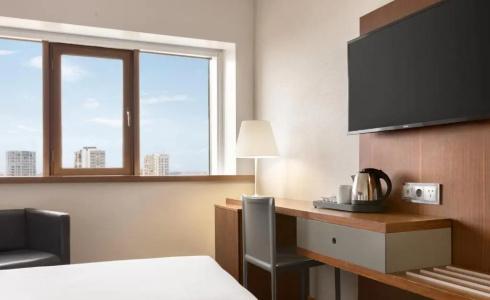 Ramada by Wyndham Lisbon - 26