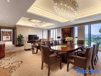 White Horse Lake Jianguo - 108
