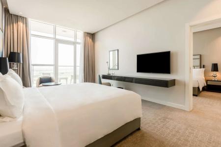 Radisson Dubai Damac Hills - 5