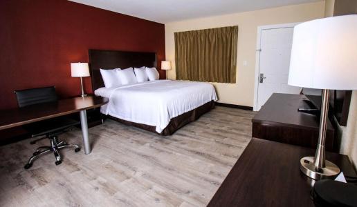 Red Roof Inn Plus+ – Grand Canyon - 62