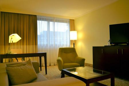Courtyard by Marriott Düsseldorf Seestern - 3