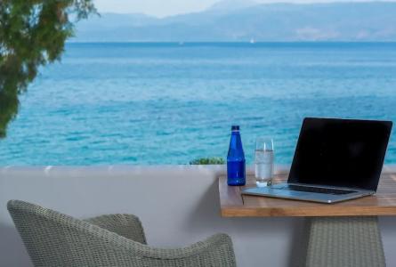 Four Seasons Hydra Luxury Suites - 68