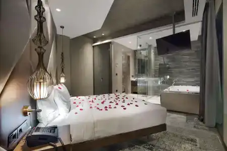 DoubleTree by Hilton Istanbul - Piyalepasa - 26