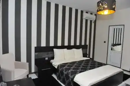 Eros Motel - 14