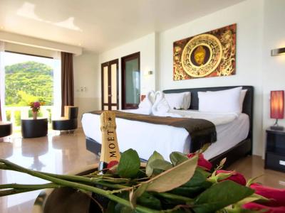 Crystal Bay Beach Resort - 1
