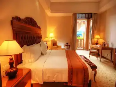 Royale Chulan - 33