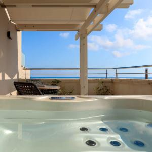 Macaris Suites & Spa - 73