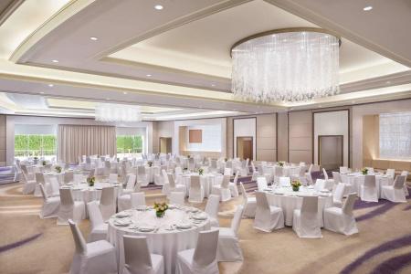 The Westin Abu Dhabi Golf Resort & Spa - 20