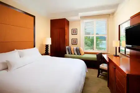 Moana Surfrider, A Westin Resort & Spa, Waikiki Beach - 32