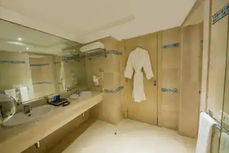 Sunrise Crystal Bay Resort -Grand Select - 12