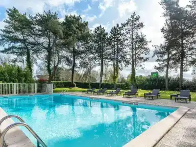 Mercure Lisieux - 17