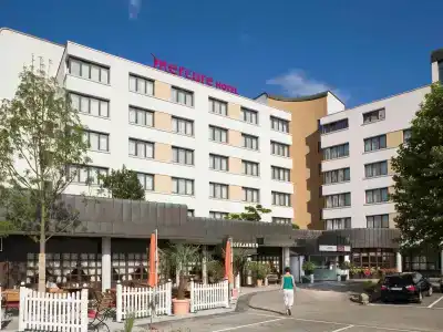 Mercure am Messeplatz - 85