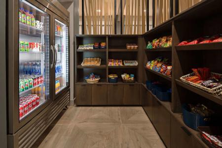 DoubleTree by Hilton - 11