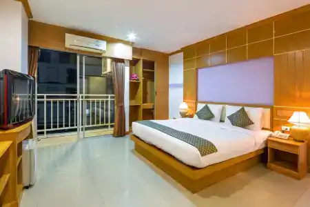 Azure Bangla Phuket - 41