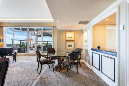 Stamford Plaza - 161