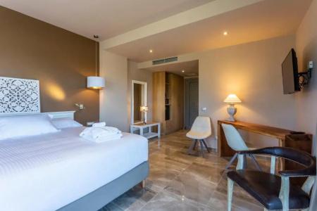 Elysian Luxury and Spa - 48