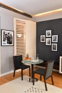 Ansen and Suites - 67