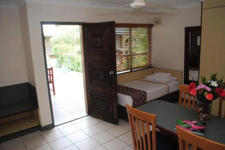Bay Village Tropical Retreat & - 45