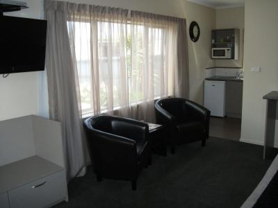 Scenicland Motels - 2