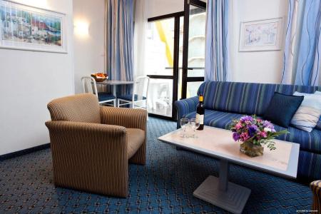 Best Western Regency Suites - 6
