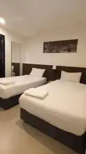 Jellybean The Blocks Hostel Sukhumvit 10 - 20