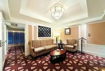 Paramount Gallery - 56