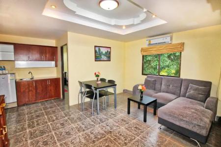 Phratamnak Inn - 100 meter from Beach - 32