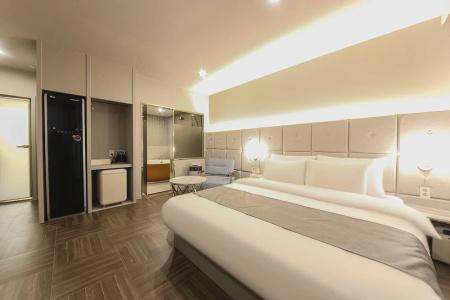 Browndot Sasang Renecite - 79