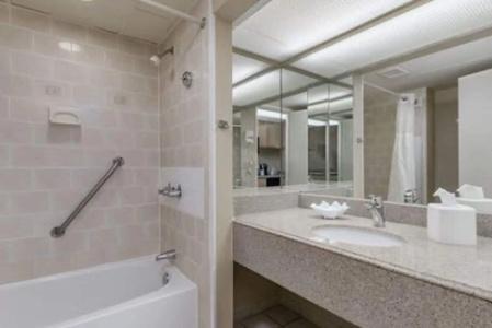 Princess Royale Oceanfront - 14