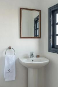 Chelidonia Luxury Suites - 59