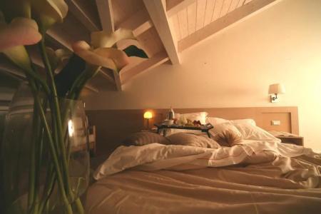 Le Rose Suite - 229