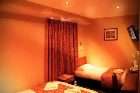 Westbury Kensington - 75