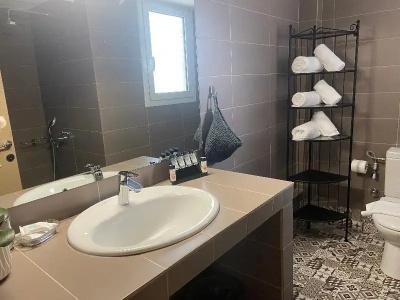 Connect Suites - 13