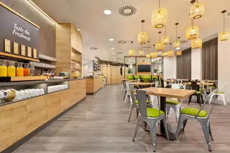 Super 8 by Wyndham Chemnitz - 17