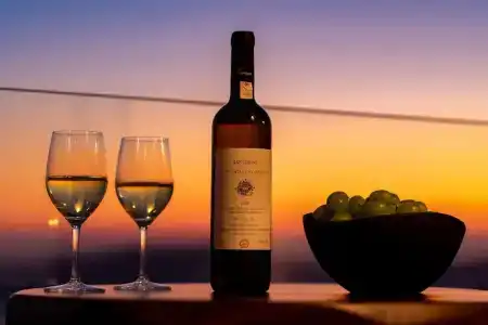 Daydream Luxury Suites - 22