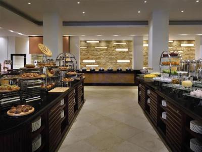 Mövenpick Resort & Spa Tala Bay Aqaba - 11