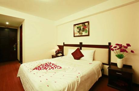 Serene Shining & Spa - 38