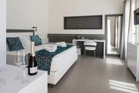 Caportigia Boutique - 100