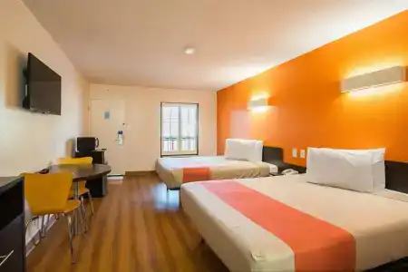 6-Savannah, GA - Midtown - 20