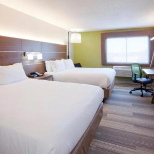 Holiday Inn Express & Suites-Golden Valley, an IHG - 34