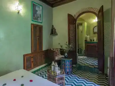 Riad Samsli - 23