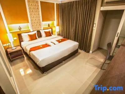 The Aim Sathorn - 74